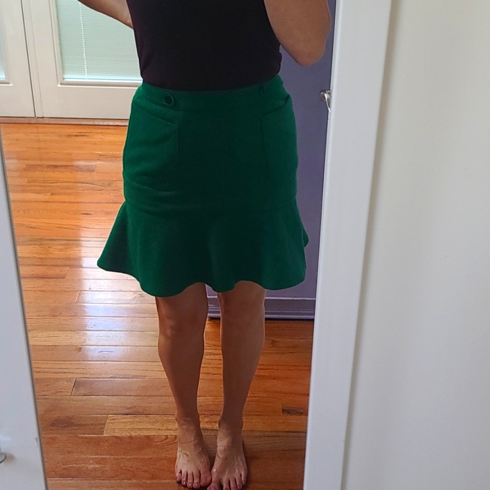 Maeve size 4 adorable bouncy Kelly green wool skirt